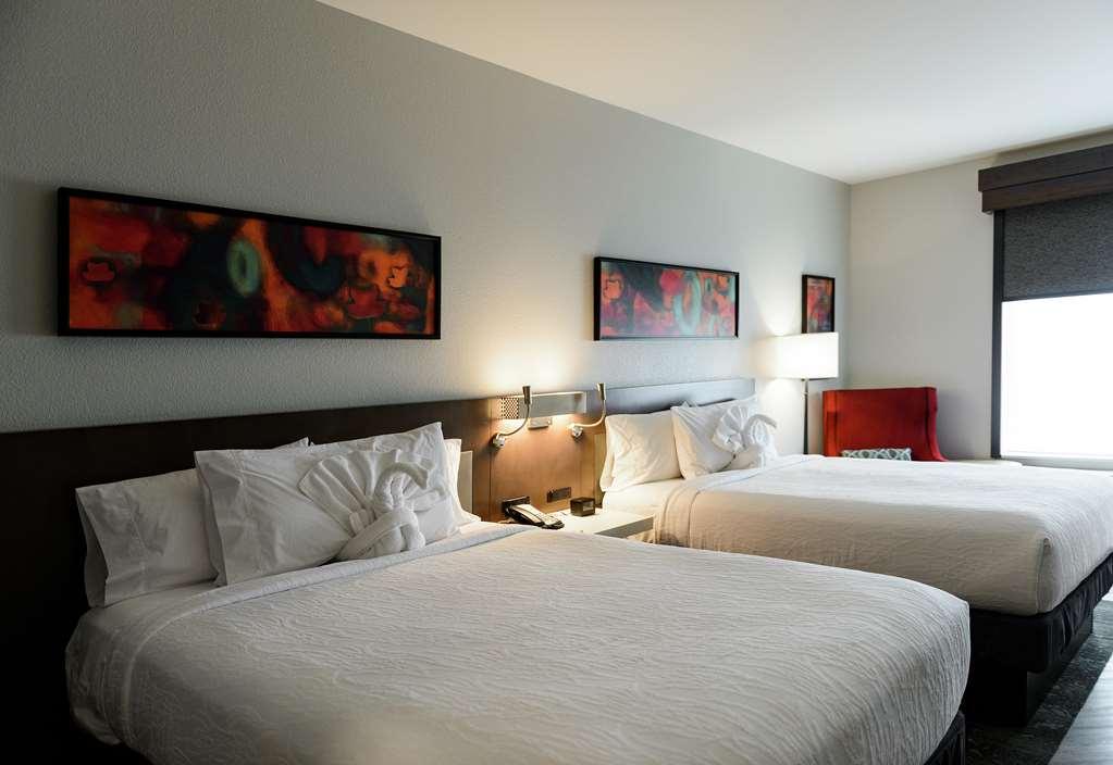 Hilton Garden Inn Louisville Mall Of St. Matthews Bilik gambar